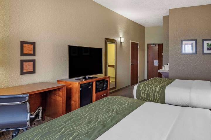 Room 43 of 57