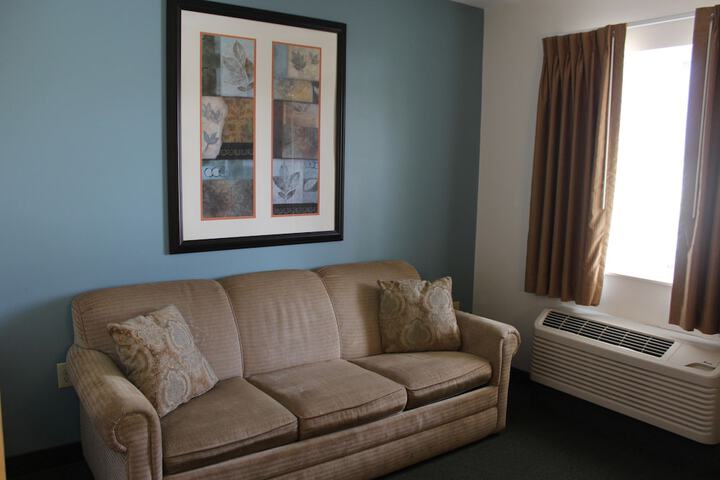 Room 23 of 27