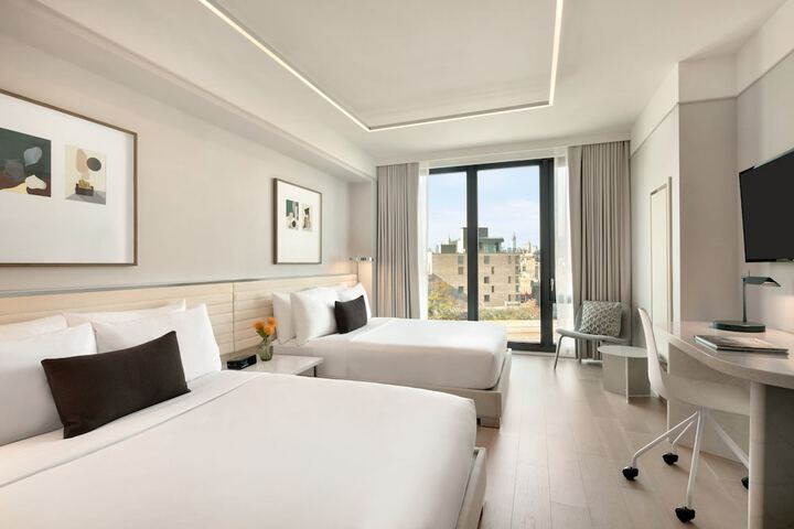 Room 34 of 78