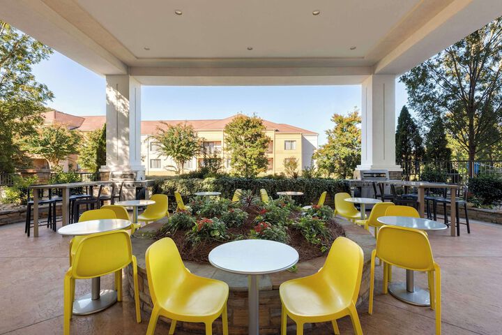 Terrace/Patio 30 of 31