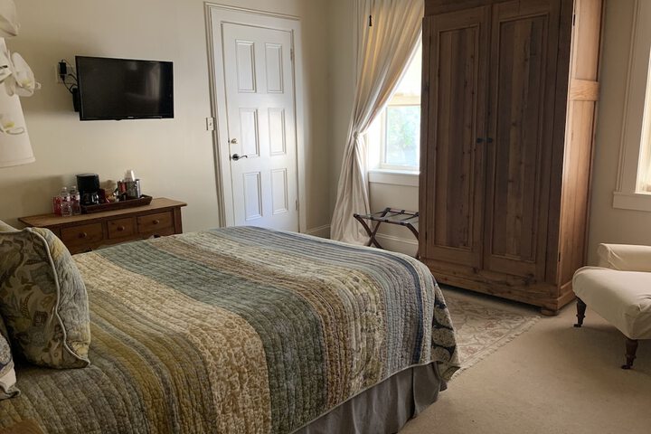 Room 60 of 98