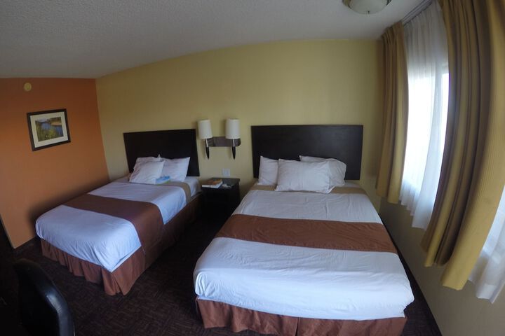 Room 25 of 34