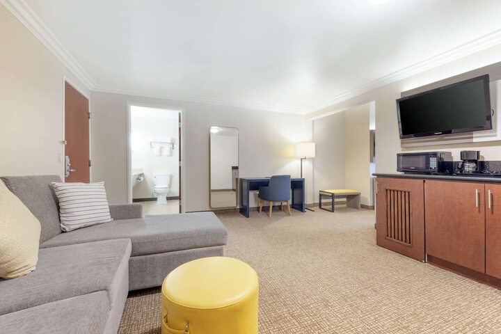 Room 63 of 69