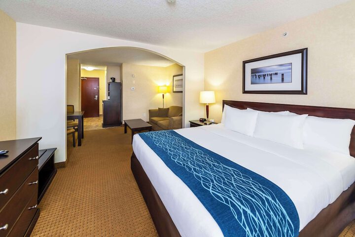 Comfort Inn & Suites Edson