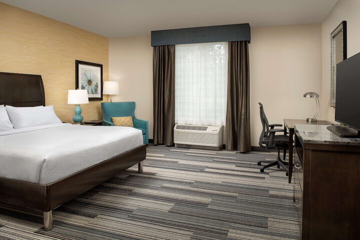 Room 27 of 44