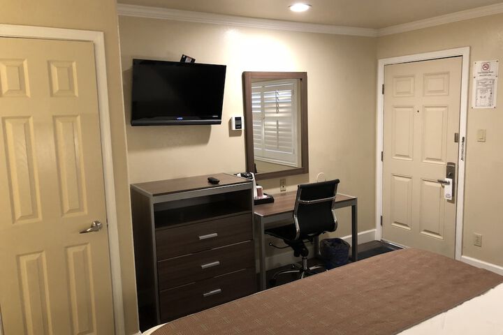 Room 18 of 55