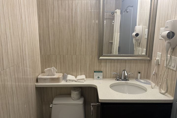 Room 40 of 45