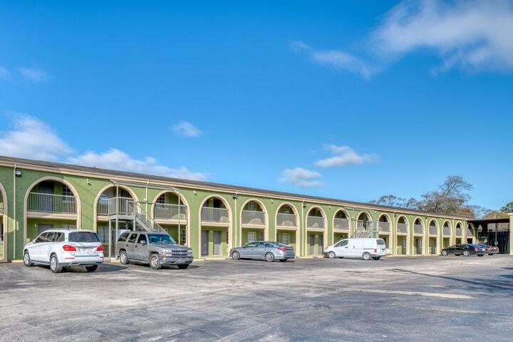 Parkway Inn Channelview