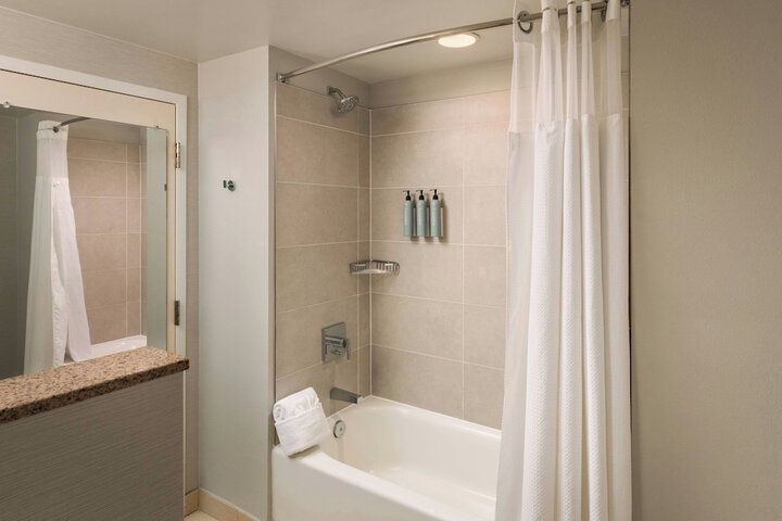 Courtyard by Marriott St. Petersburg Downtown