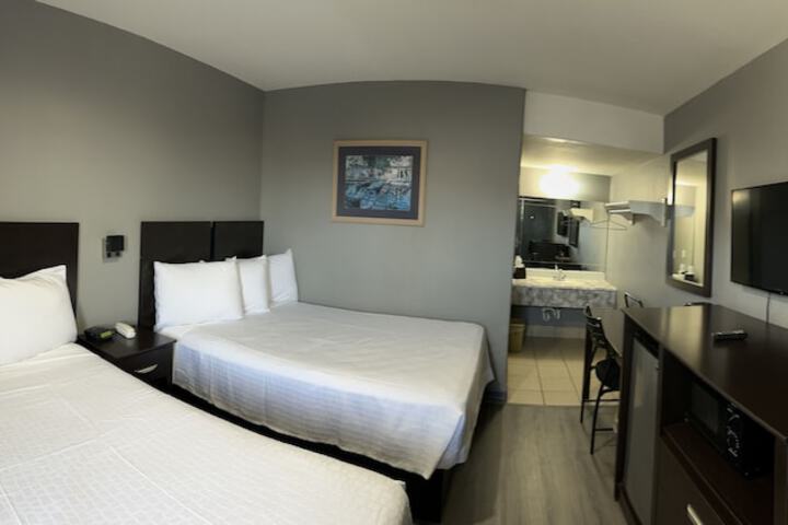 Room 25 of 54