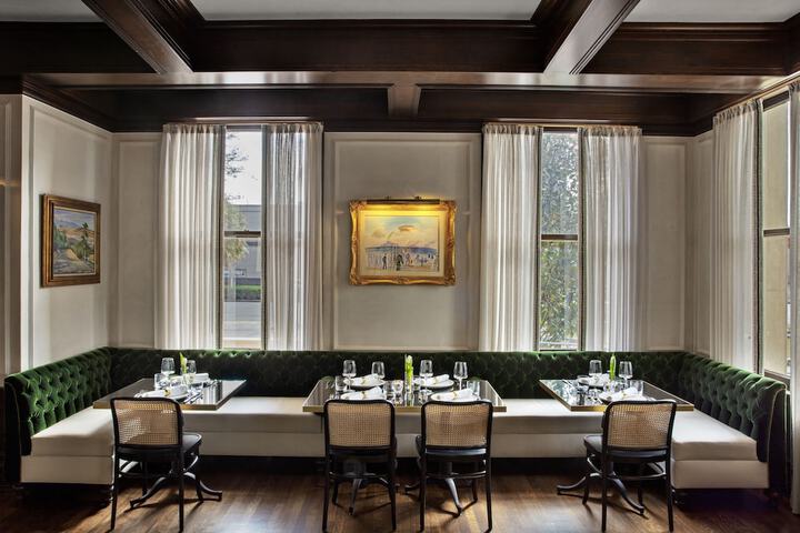 Dining 93 of 123