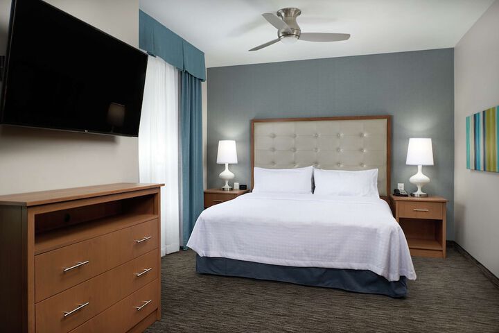 Room 14 of 30