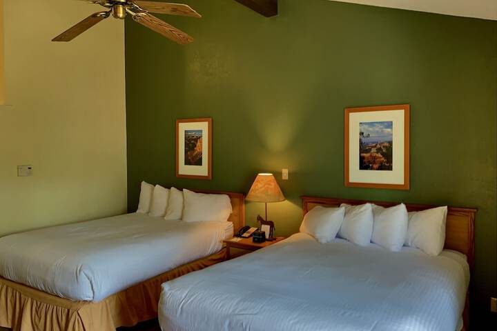 Room 10 of 26