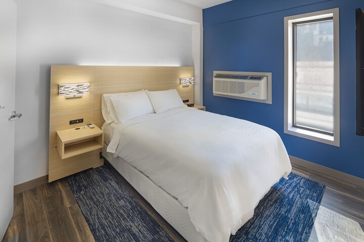 Room 15 of 75