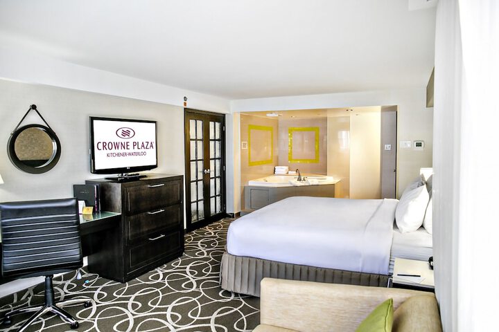 Crowne Plaza Kitchener-Waterloo by IHG
