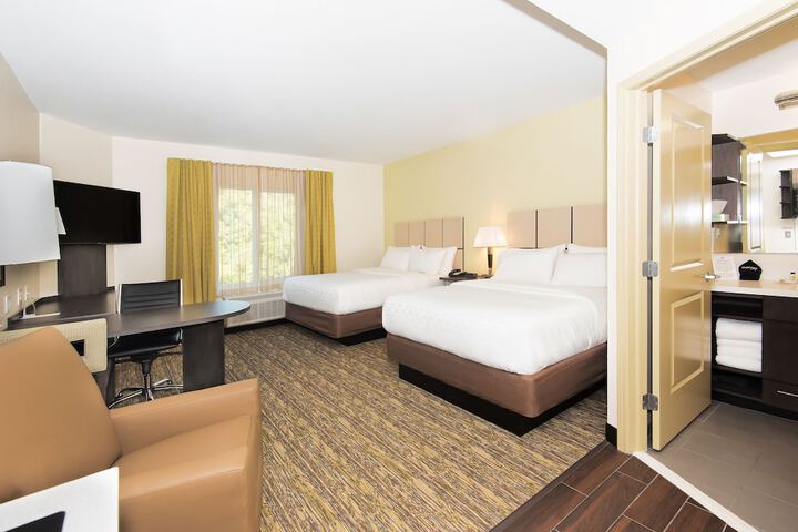Room 21 of 40