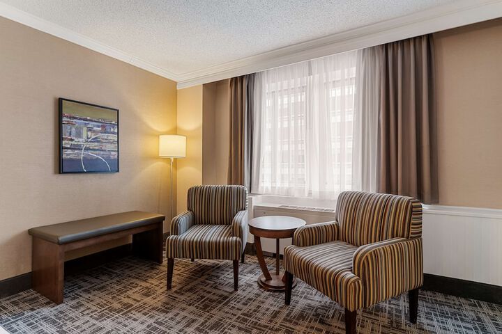 Room 21 of 60