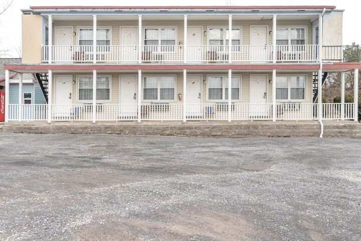 Hotel 10 of 48