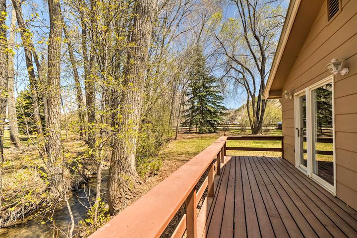 Spacious Mancos Home w / Furnished Deck & Yard!