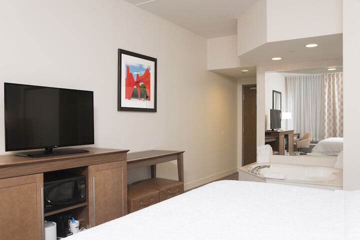 Room 37 of 44