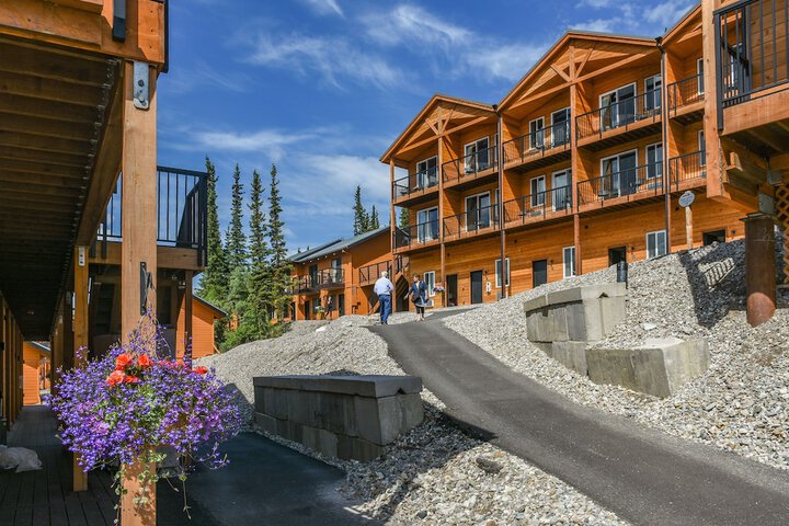 Denali Bluffs Hotel