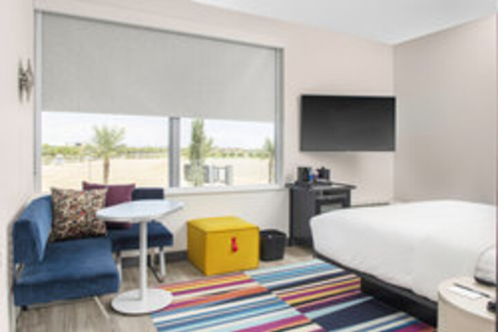 Room 119 of 462