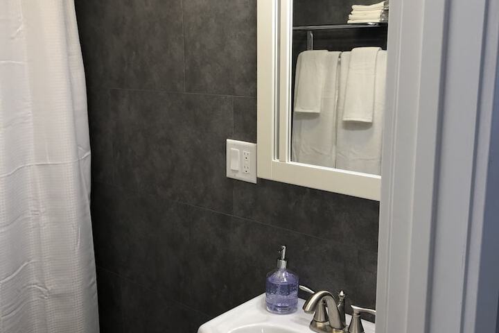 Room 30 of 118