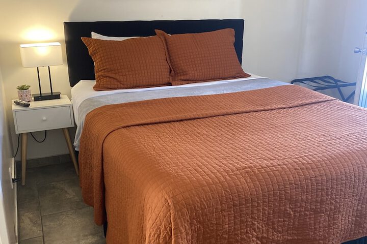 Room 33 of 58