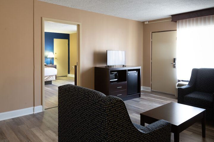Room 13 of 26