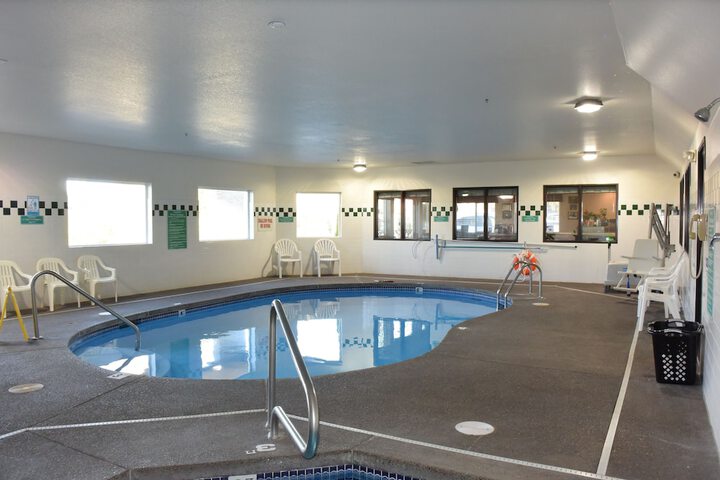 Travelodge Suites by Wyndham Newberg