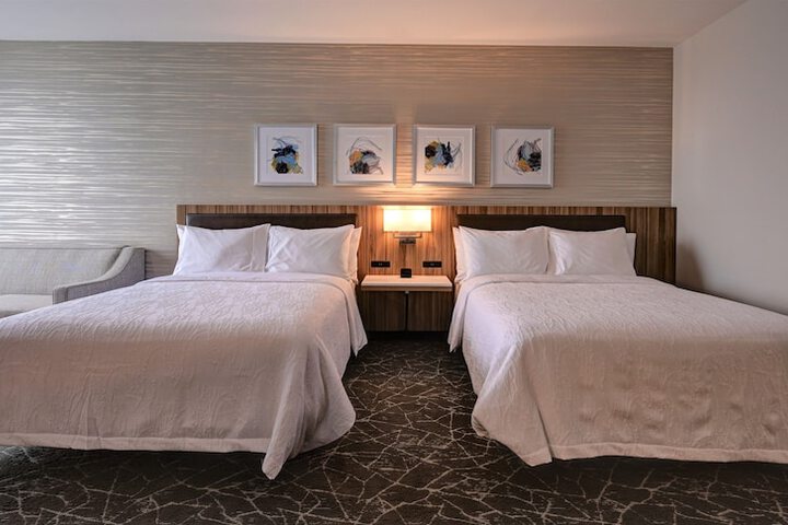 Room 40 of 63