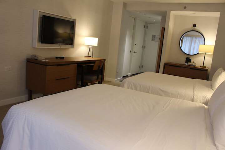 Room 72 of 82