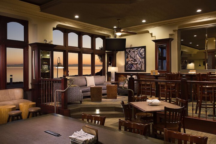 Embassy Suites by Hilton San Francisco Airport Waterfront