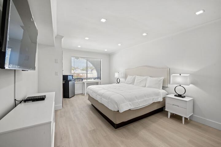Room 16 of 51
