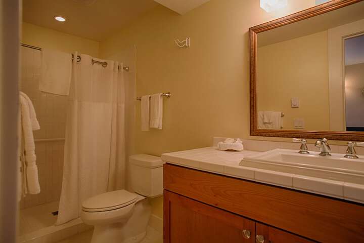 Room 105 of 231