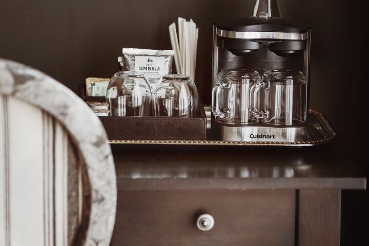 Breakfast/Coffee Service 34 of 44