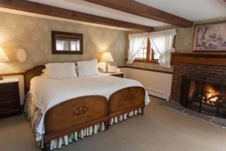 Arlingtons West Mountain Inn