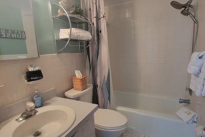 BeachTrail Lodging