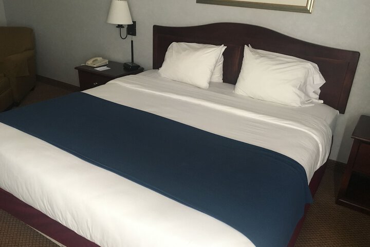 Mountain Inn & Suites