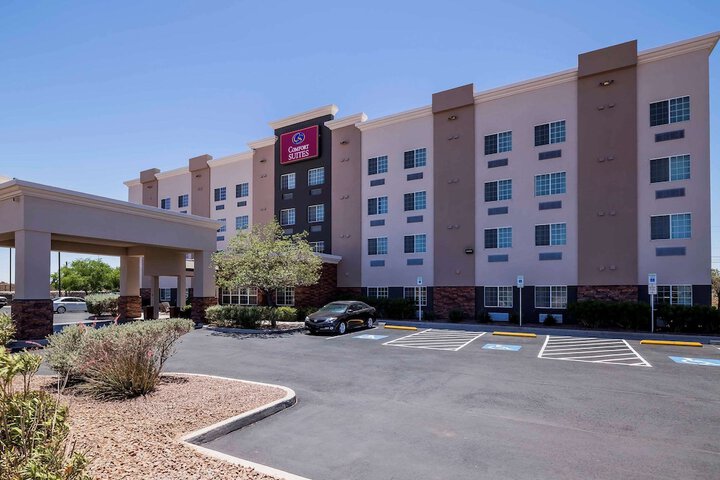 Hotel 2 of 56
