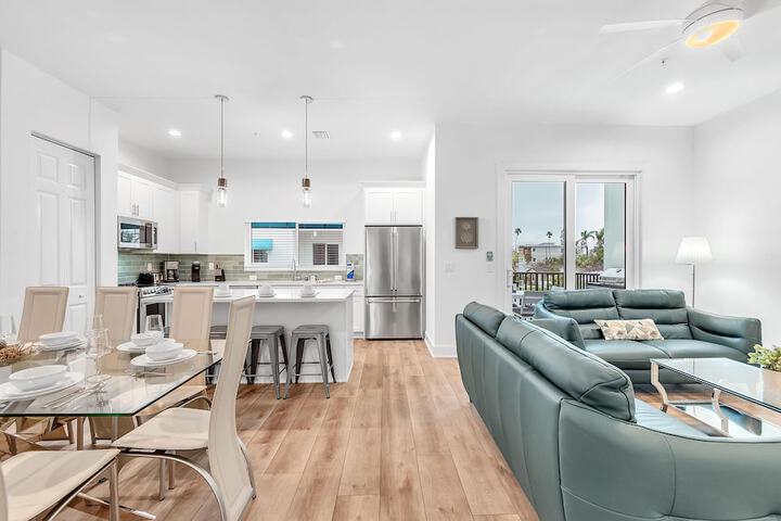 Azul Townhomes A1