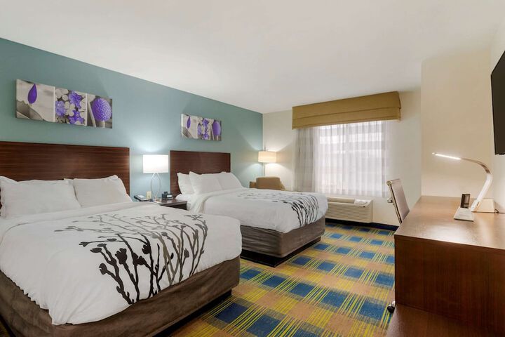 Room 22 of 40