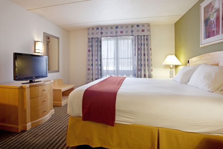 Holiday Inn Express Hotel & Suites Mooresville - Lake Norman by IHG