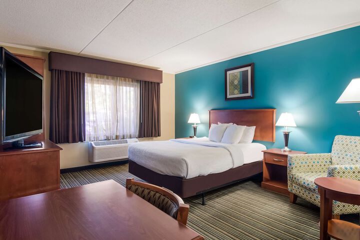 Room 19 of 41