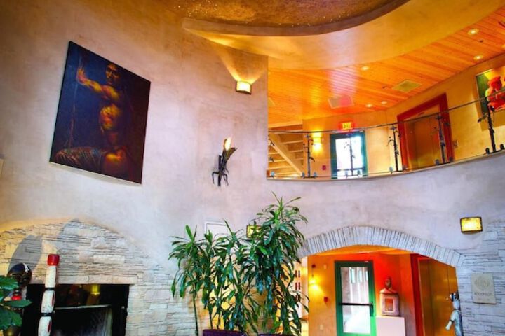 El Monte Sagrado Living Resort & Spa