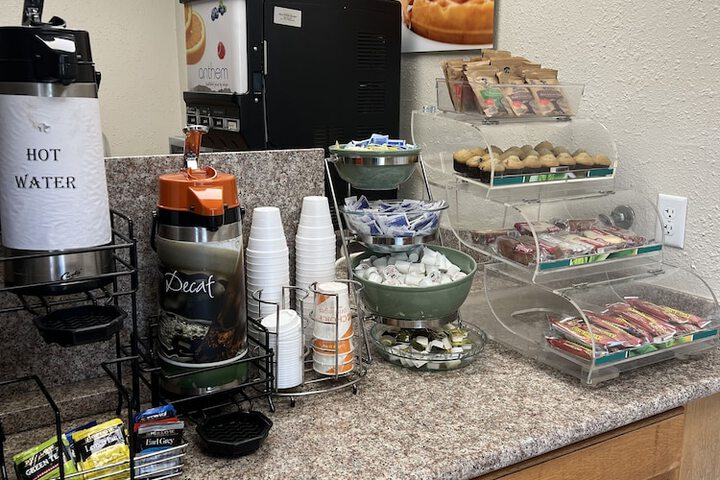 Breakfast/Coffee Service 27 of 31
