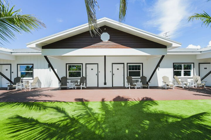 Casey Key Resorts - Beachfront