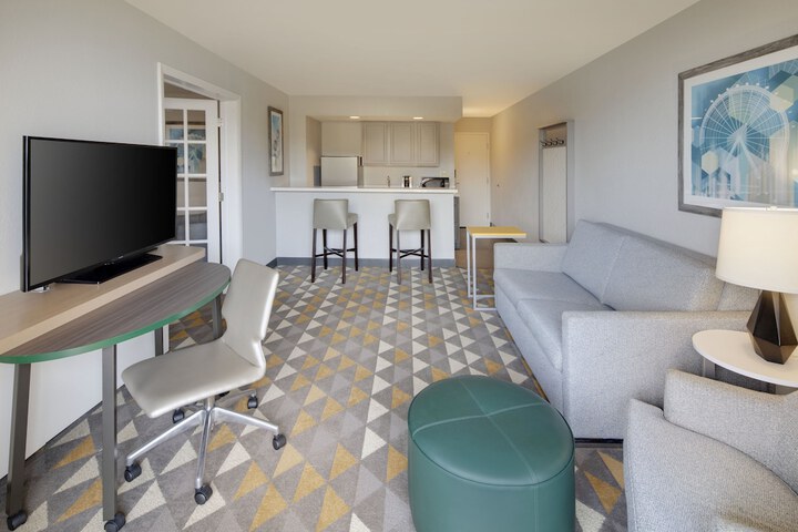 Room 100 of 149