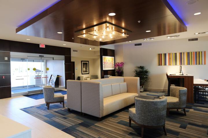 Hotel 3 of 33
