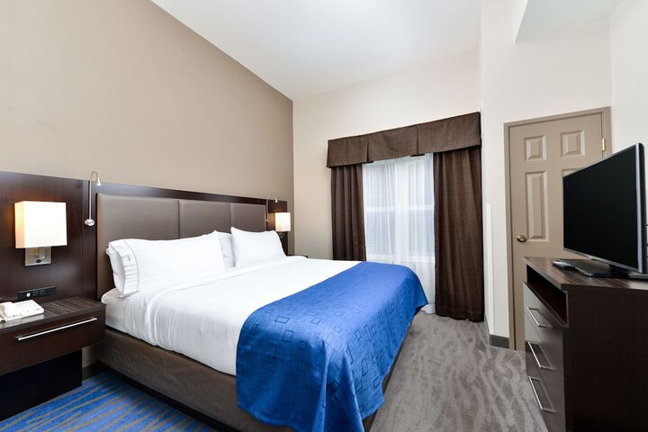 Holiday Inn Express St. Louis West - OFallon by IHG